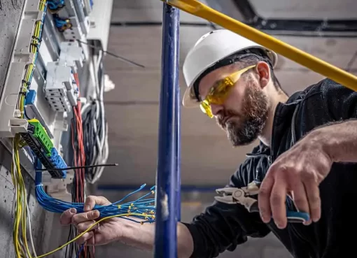 كهربائي بالرياض