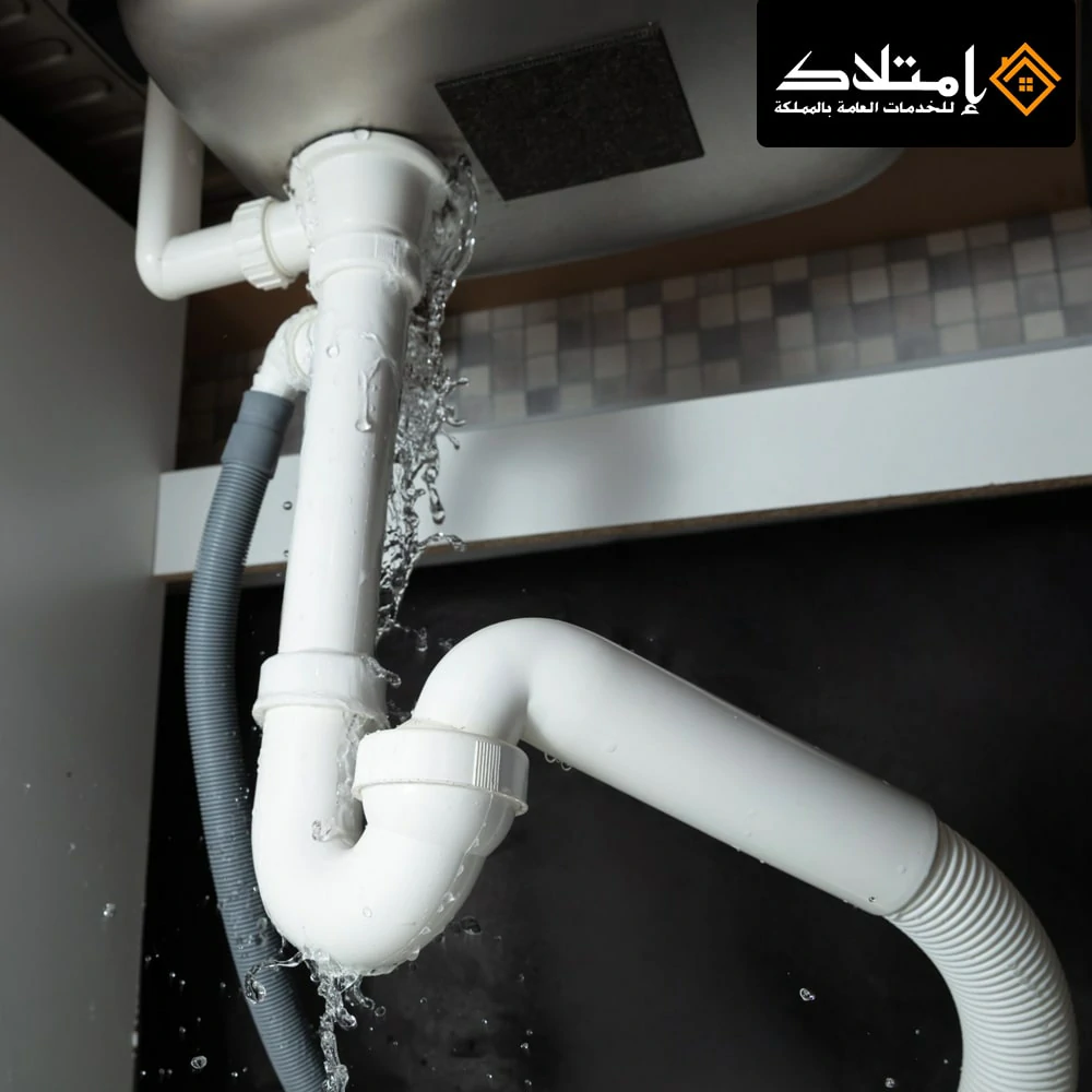 شركة عزل أسطح بالرياض احترافية للتسربات